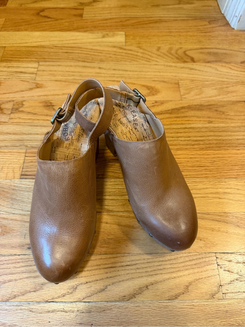Kork-Ease Darby Size 8 Brown Leather Studded Platform Slingback Clogs